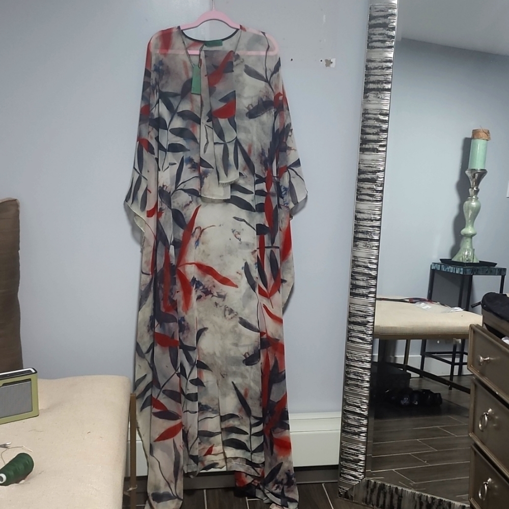 Gorgegous Custom Floor Lenght Kaftan. Perfect for this summer beach part